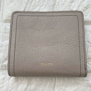 Fossil Emma Mini Wallet Taupe Bi Fold Wallet 4"x3.5"
